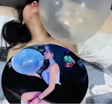 Phê bóng cười địt nhau cả ngày